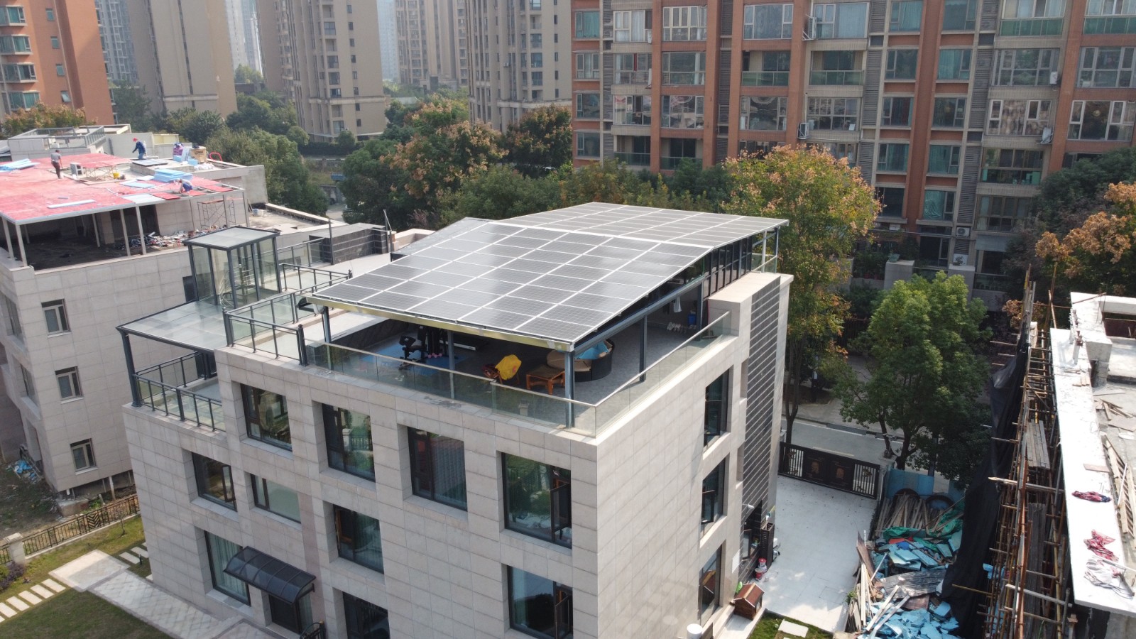 强制装置！！该地通知：：党政机关和公共修建新建衡宇必需装光伏！！